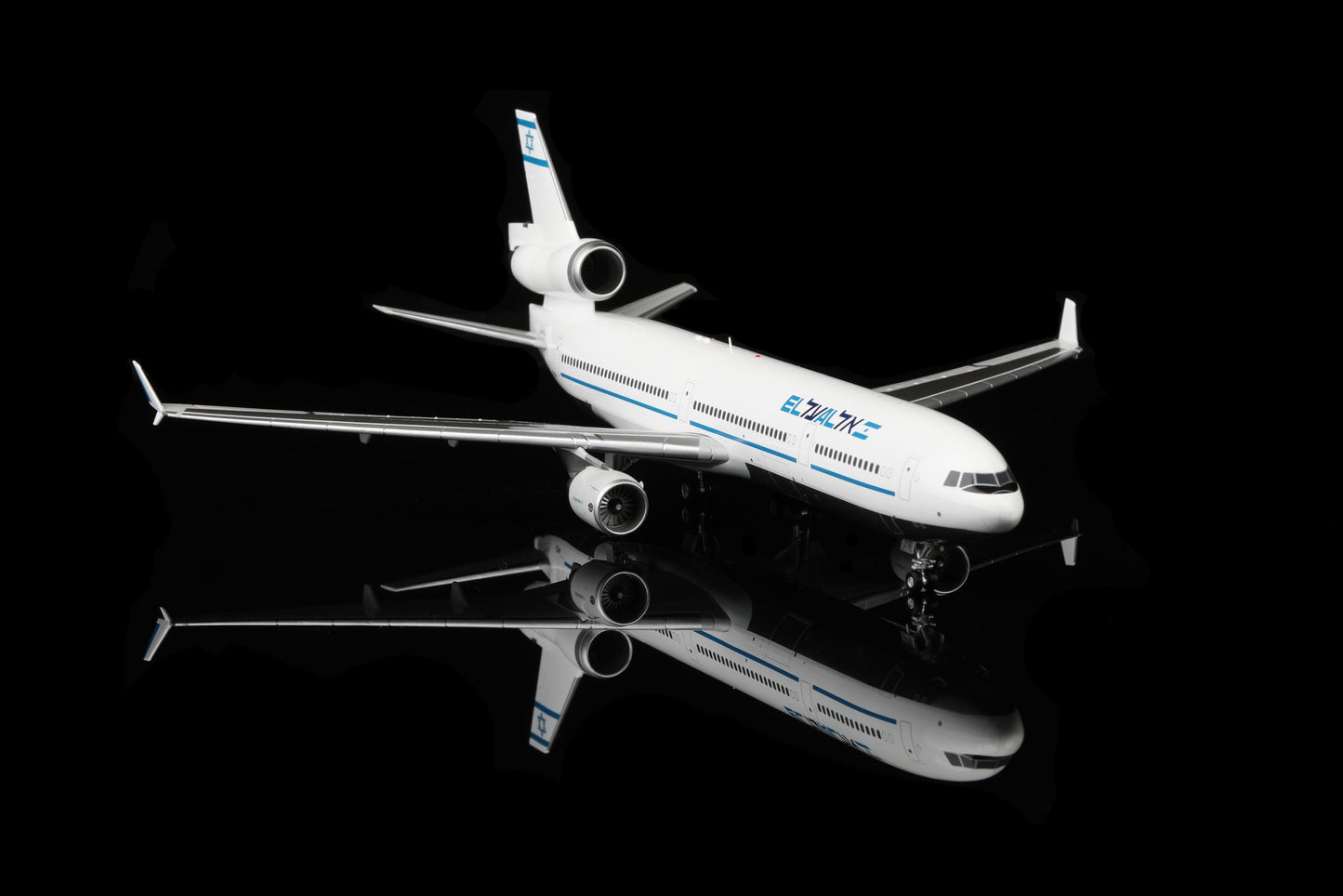 EL AL Airlines (Op'd by World Airways) McDonnell Douglas MD-11 N278WA Scale 1:200