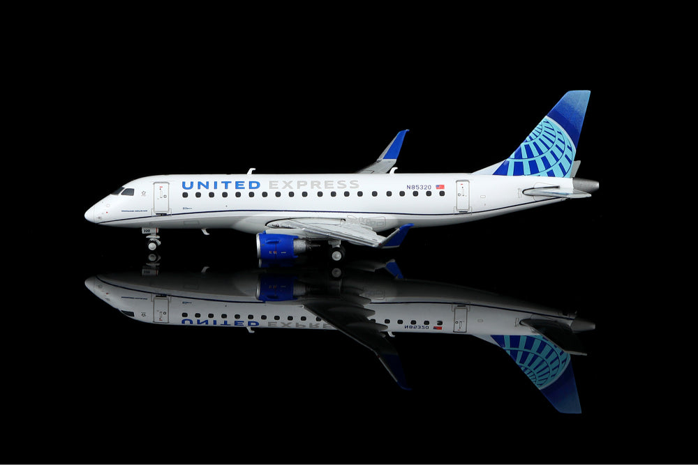 (Retailer Exclusive) United “Mesa Airlines” Embraer 175 N85320 Scale 1:400
