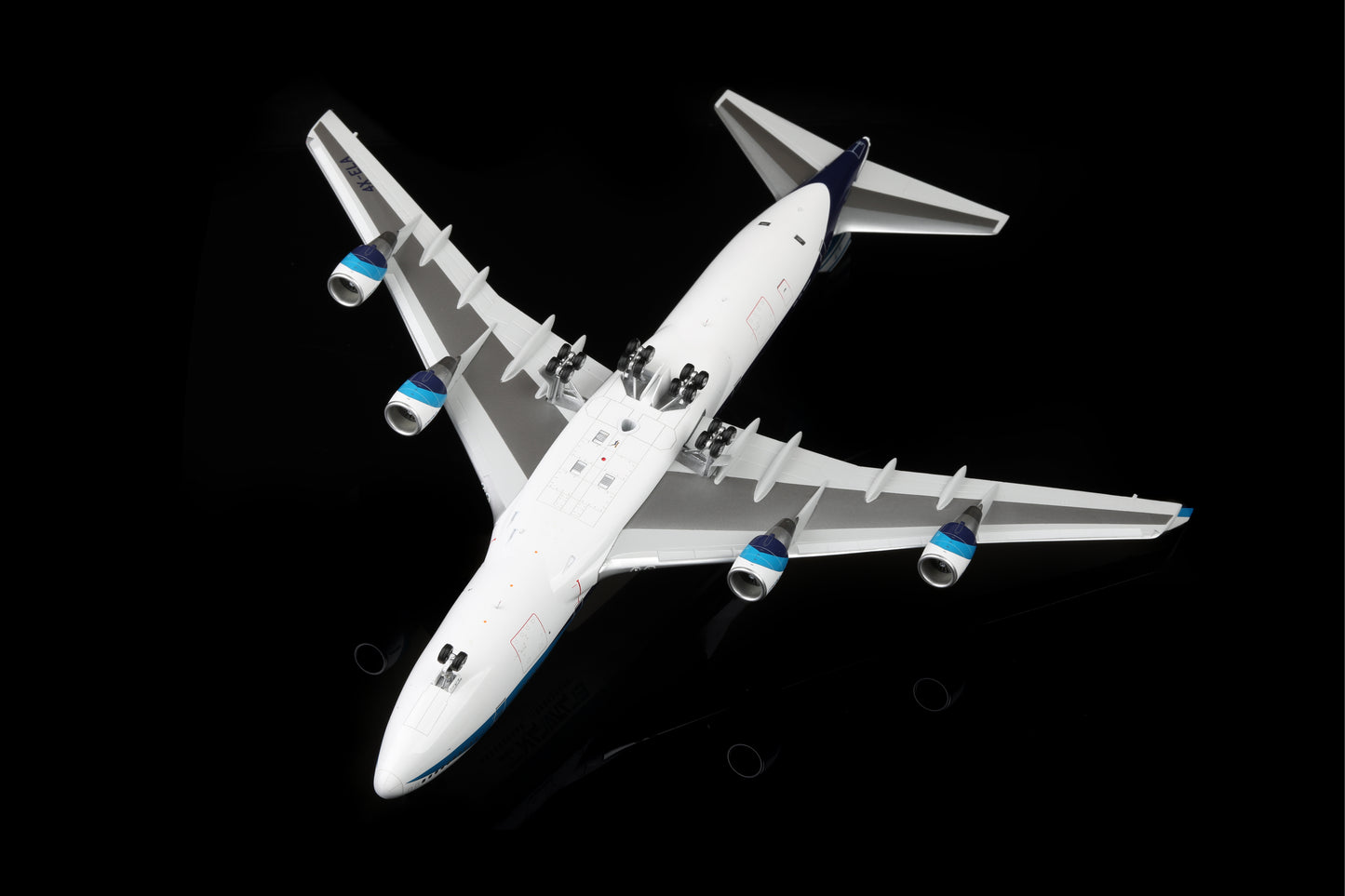 EL AL Airlines Boeing 747-400 4X-ELA Scale 1:200