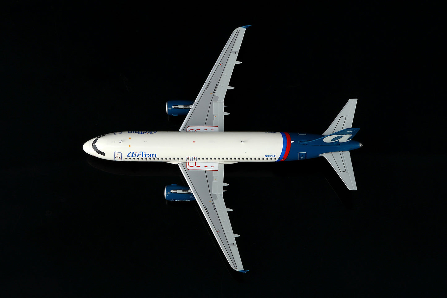 AirTran Airbus A320-233 N951LF Scale 1:400