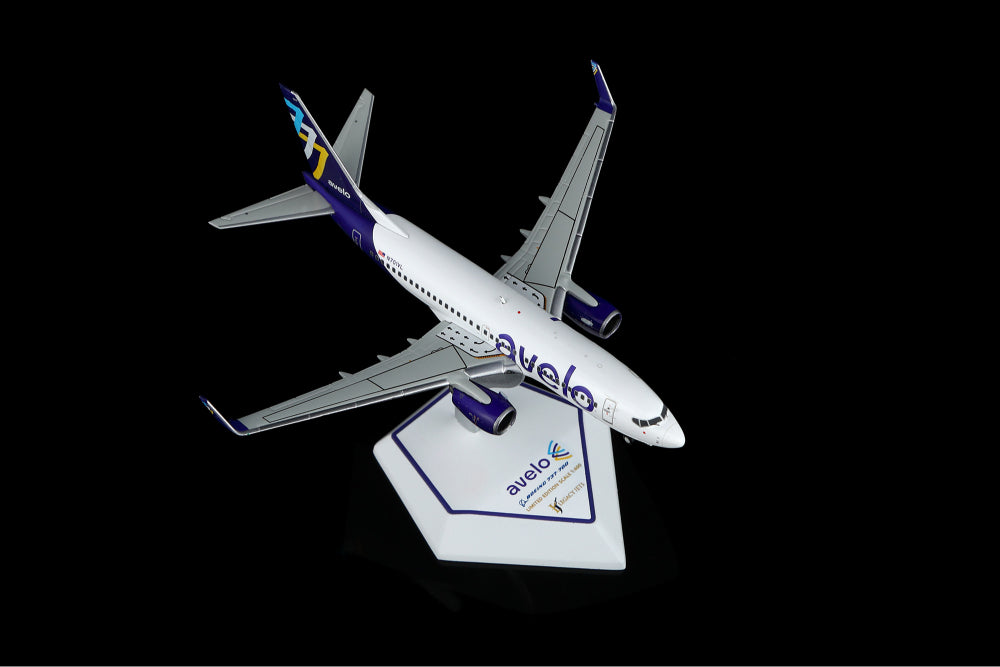 Avelo Airlines Boeing 737-700 N701VL Scale 1:400