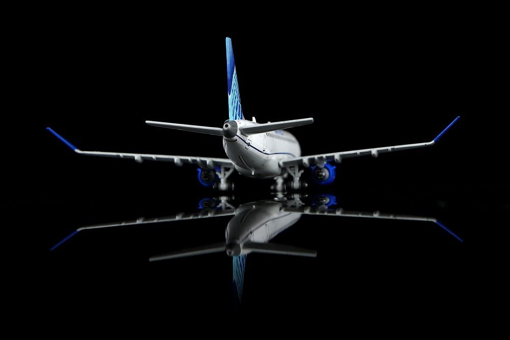(Retailer Exclusive) United “Mesa Airlines” Embraer 175 N85320 Scale 1:400