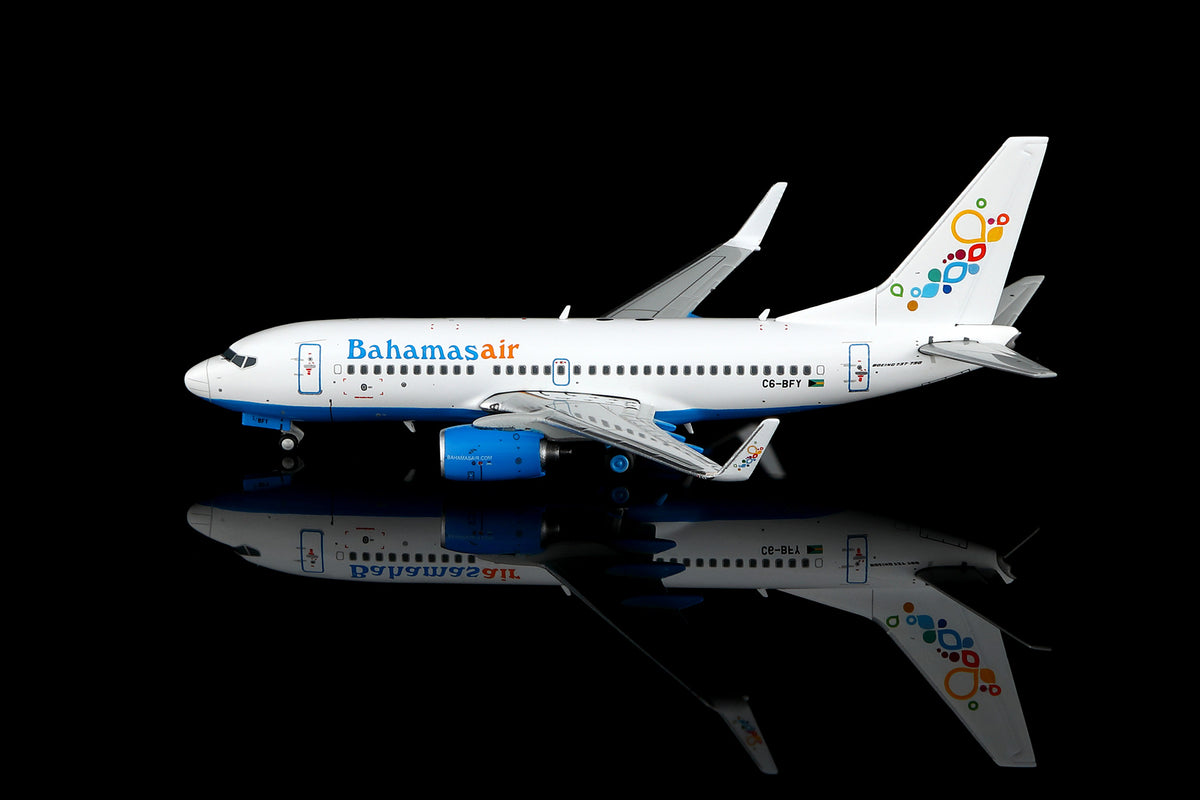 Bahamasair 73W C6-BFY Scale 1:400