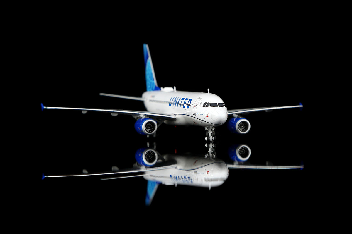(Retailer Exclusive) United Airlines Airbus A320 N487UA Scale 1:400