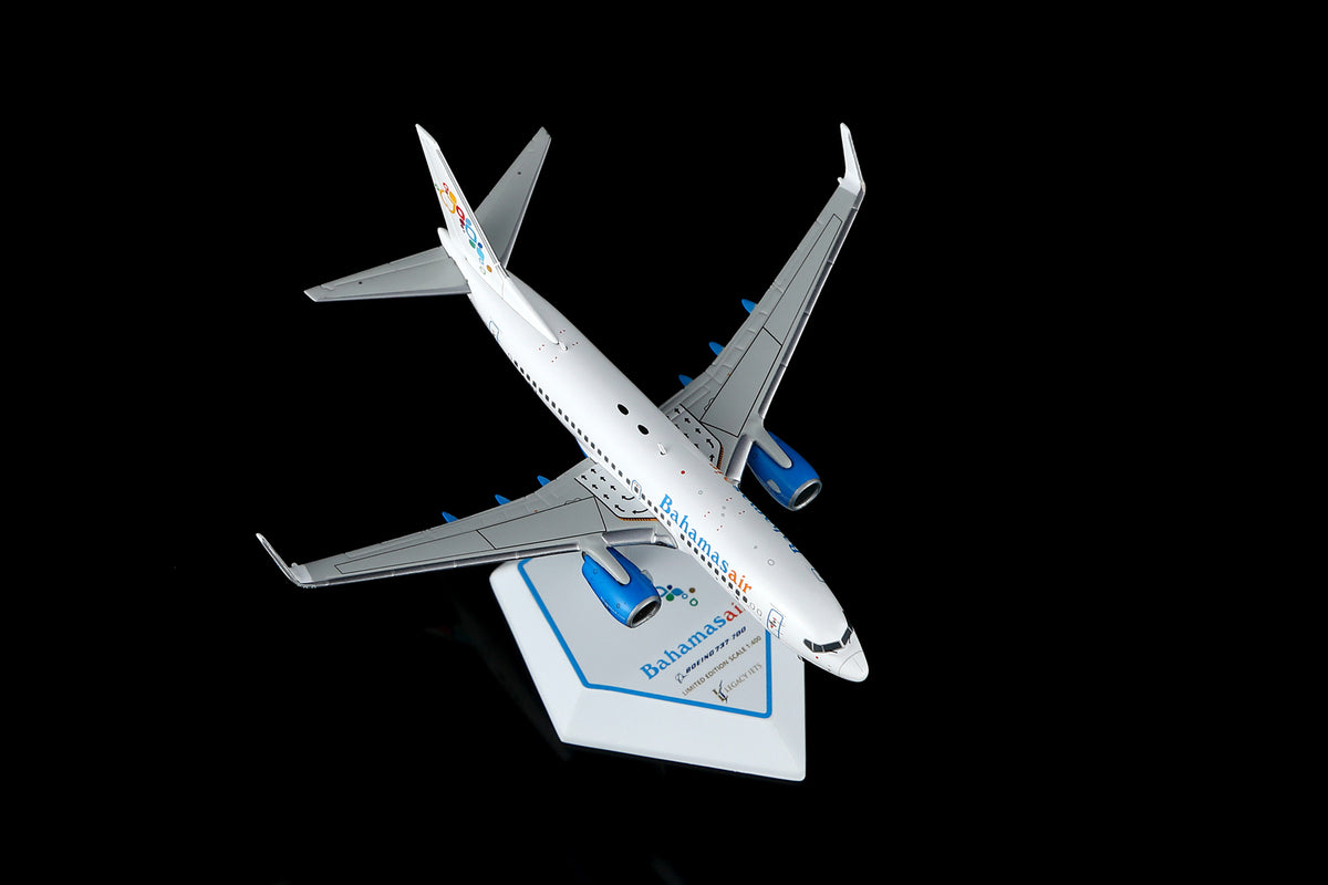 Bahamasair 73W C6-BFY Scale 1:400