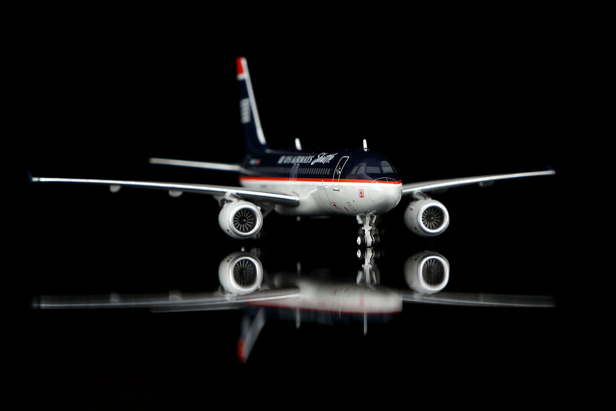 US Airways (Shuttle) Airbus A320 N105UW Scale 1:400